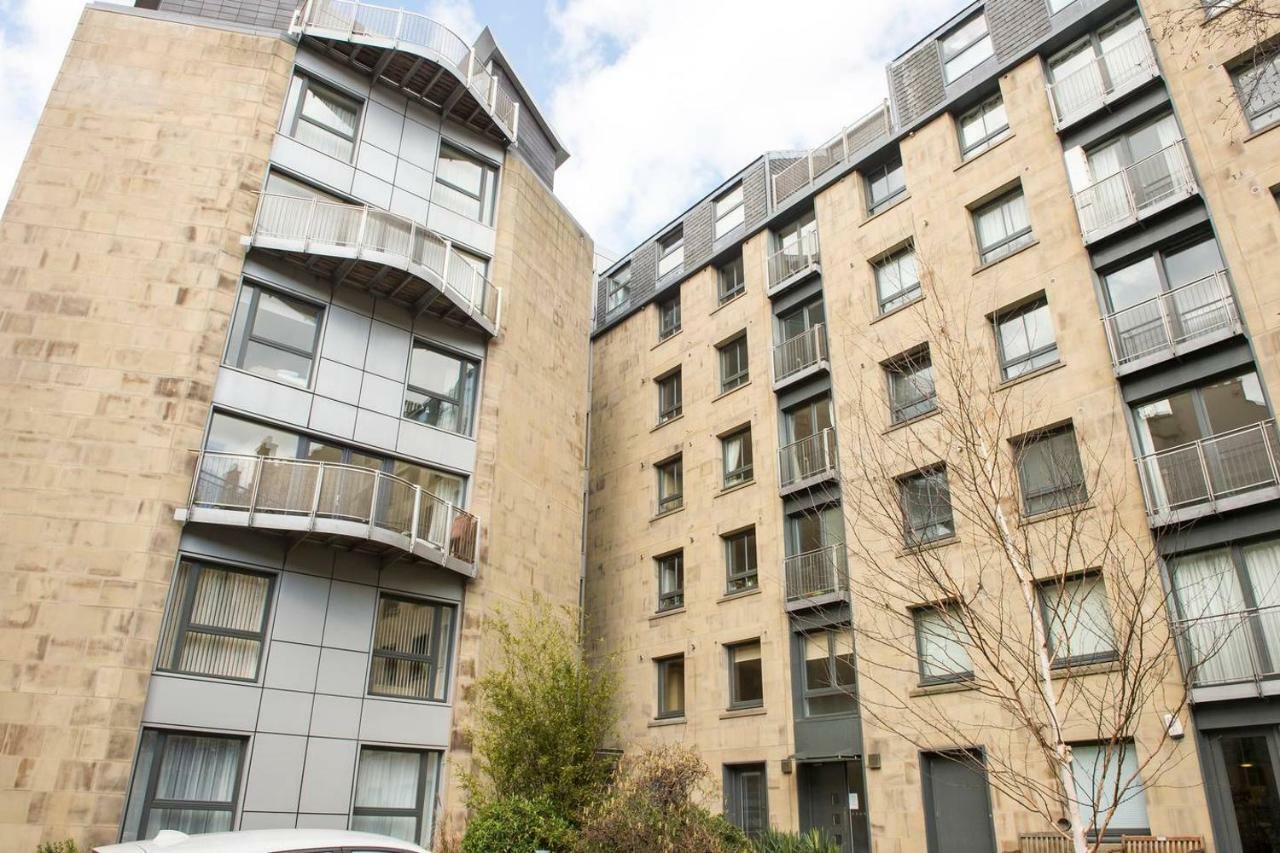 Altido Alluring 3Br Apt Near The Centre With Parking Édimbourg Extérieur photo