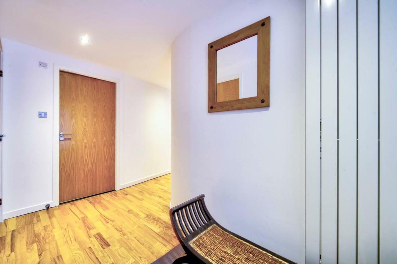 Altido Alluring 3Br Apt Near The Centre With Parking Édimbourg Extérieur photo